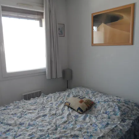Διαμέρισμα Rue Raffanel 1 *
